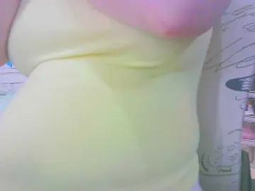 KeepmepregOのBongacamsで人気のアダルト配信