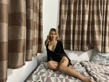 AsianBigBoobs4uのImliveでライブポルノ配信