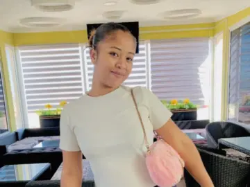 EmmaCardのImliveでライブチャット