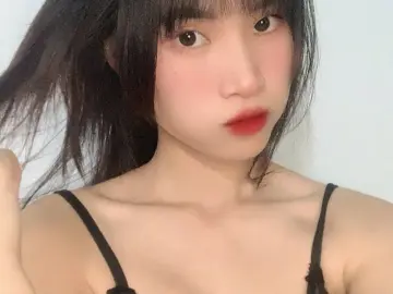 lynny2のImliveでプライベートチャット