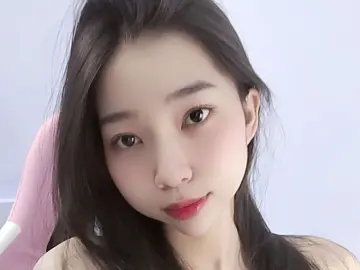 AnieBaeのImliveでセックスカメラ