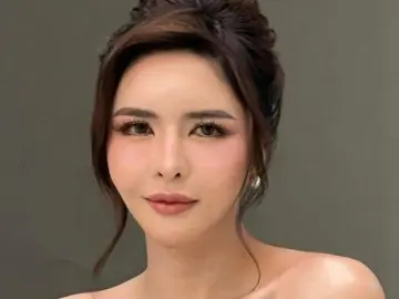 RoxineJaimyのLivejasminで高画質ウェブカメラ