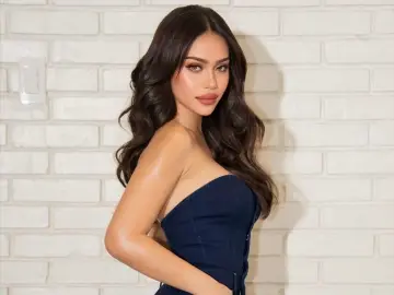 MartinaFamurriのLivejasminでライブポルノ配信