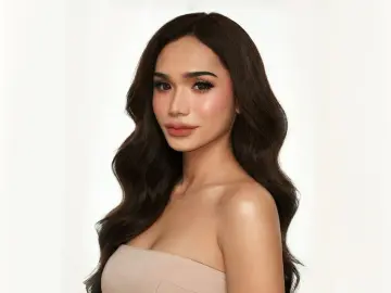 AthenaFamurriのLivejasminで人気のアダルト配信