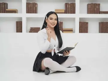 BeatriceGazaのLivejasminでヌードカメラ