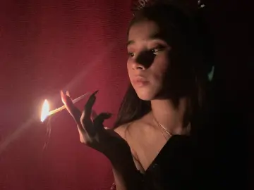 AbbySantosのLivejasminでヌードカメラ