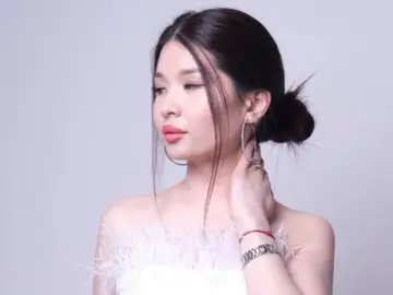 LeaAppleのLivejasminでプライベートチャット