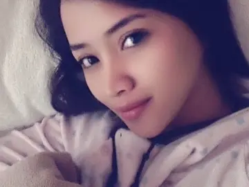 YasmienAtosのLivejasminでライブセックス映像