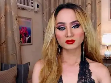 LunaMoreeのLivejasminでセックスチャット