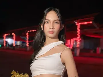 CaliCollinsのLivejasminで無料ポルノカメラ