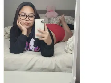 AnnieAtencioのLivejasminでライブポルノ配信