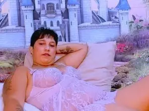 Roxyfoxy69のMyfreecamsで今すぐ視聴可能なセックスカム