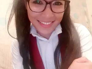 NewKristine23のMyfreecamsで今すぐ視聴可能なセックスカム