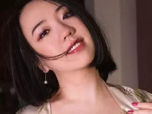 NaughtyTillyのMyfreecamsでライブポルノ配信
