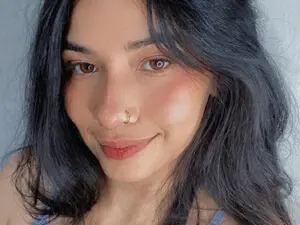 Cyra_GreiceのMyfreecamsでアダルトカメラ配信