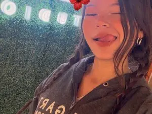 Ninfa_pinkのMyfreecamsで無料ライブポルノ