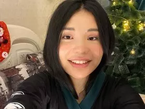 ClementinenaのMyfreecamsで人気のアダルト配信