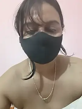 SpicyQueenX69のStripchatで無料ポルノカメラ