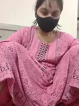 SpicyQueenX69のStripchatで今すぐ視聴可能なセックスカム