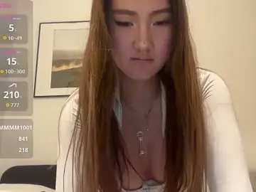 AlishaChengのStripchatで今すぐ視聴可能なセックスカム