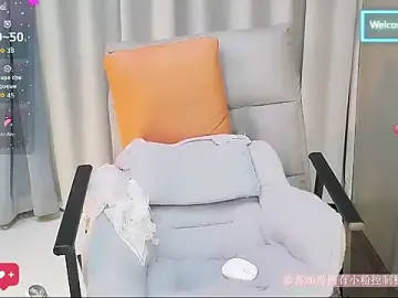 LINLIN-2025のStripchatで無料ライブポルノ