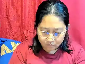 hotchubbyasian88のStripchatで無料ポルノカメラ