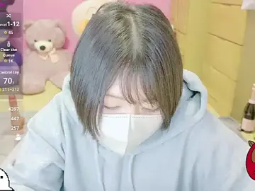 _usya_2525のStripchatでライブセックス映像