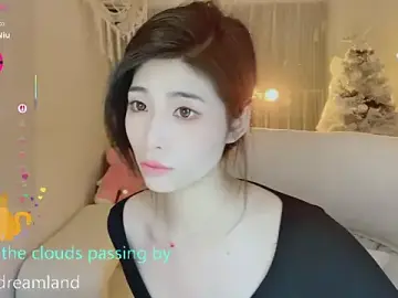 Vaidurya-YoloのStripchatでアダルトカメラ配信