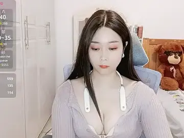 Xiaotantan-99のStripchatで最高のライブ配信