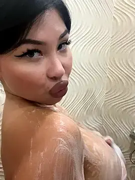 Mia_stepMOMのStripchatでライブポルノ配信