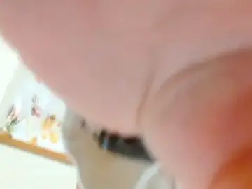 liliyRiSAcha-nのStripchatでライブチャット