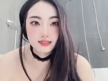 K1oOのStripchatで高画質ウェブカメラ