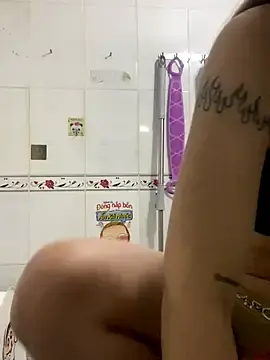 __BabyShowPublic__のStripchatでセックスカメラ