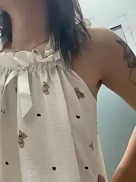 __BabyShowPublic__のStripchatで人気のアダルト配信
