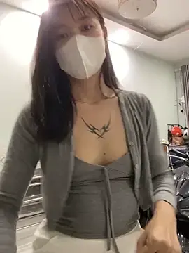 __BabyShowPublic__のStripchatで今すぐ視聴可能なセックスカム