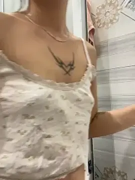 __BabyShowPublic__のStripchatでセックスカメラ