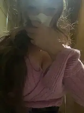 xiao-mo520のStripchatで人気のアダルト配信