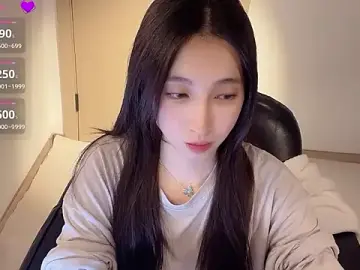 Seraphina-seのStripchatで無料ポルノカメラ