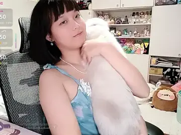 87wawaのStripchatで人気のアダルト配信