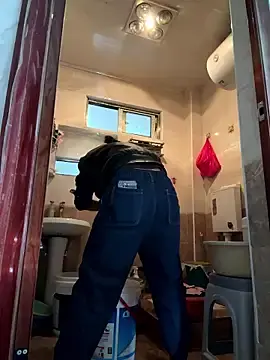 daaqnnのStripchatで無料ライブポルノ