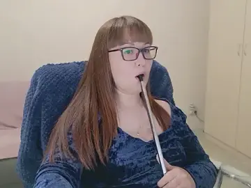 MISTRESS-FOXのStripchatでヌードカメラ