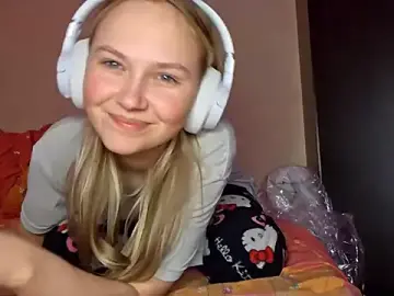 KarinRobertsonのStripchatで今すぐ視聴可能なセックスカム