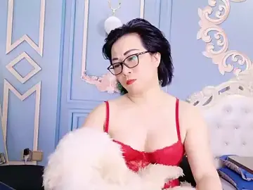 LucianaMeのStripchatでセックスチャット