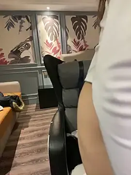 MengMeng0515のStripchatで無料ライブポルノ