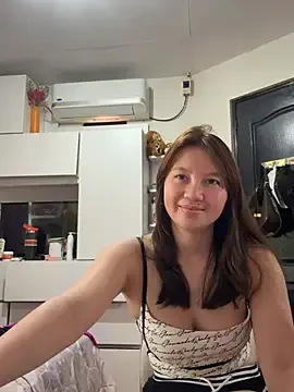 xxassssssscharrrmerrrrrrのStripchatで無料ポルノカメラ