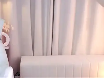 92youyouのStripchatで高画質ウェブカメラ