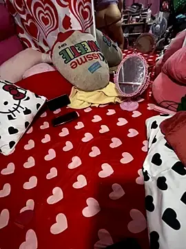 sweetiemeのStripchatでヌードカメラ