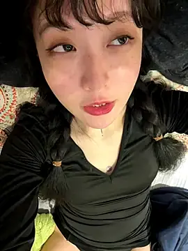 Etherealcat33のStripchatで高画質ウェブカメラ