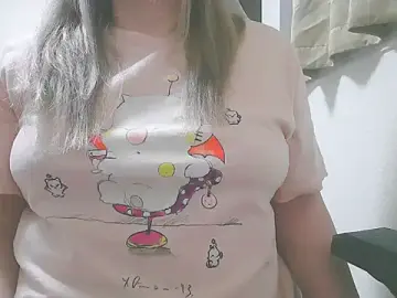 Remi_officialのStripchatでアダルトビデオチャット