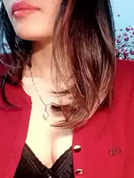 Hinna_xのStripchatで人気のアダルト配信